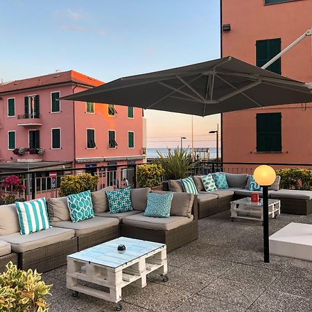 Hotel Doria Cavi di Lavagna Exteriör bild