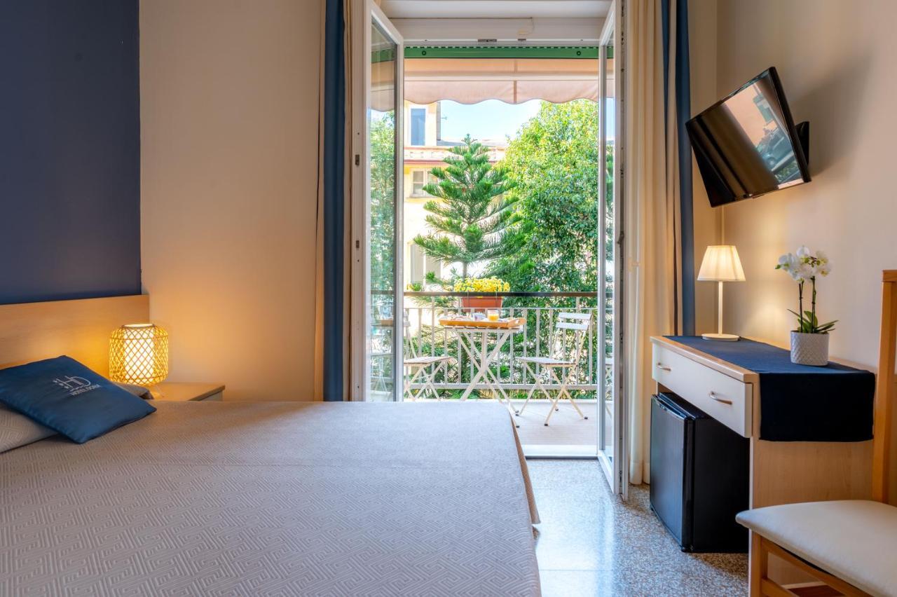 Hotel Doria Cavi di Lavagna Exteriör bild