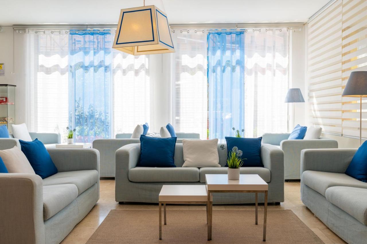 Hotel Doria Cavi di Lavagna Exteriör bild