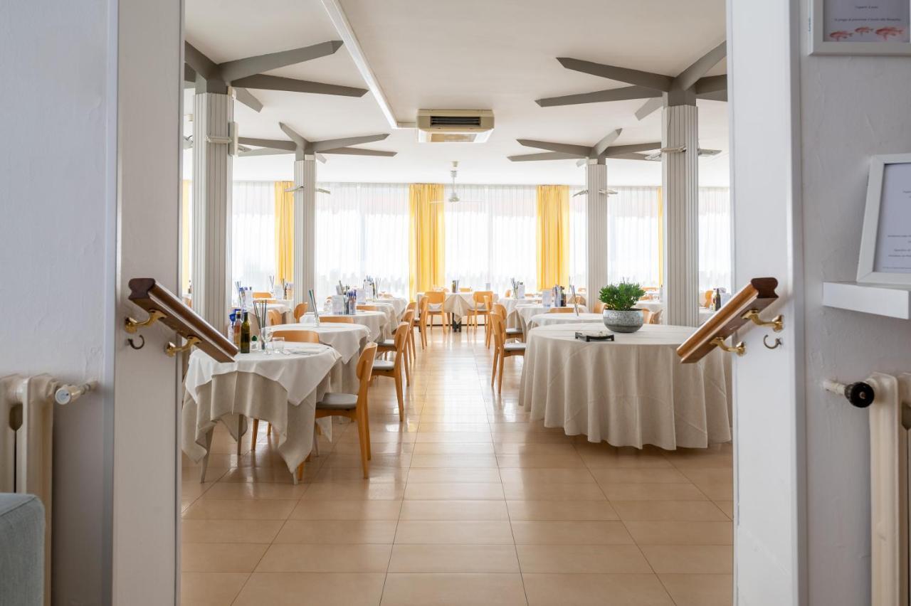 Hotel Doria Cavi di Lavagna Exteriör bild